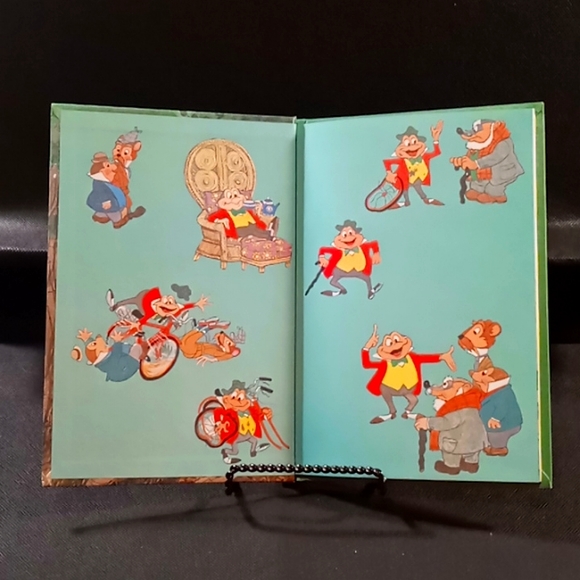 Vintage Walt Disney Story Book "A Scare for Mr. Toad" - Picture 2 of 10